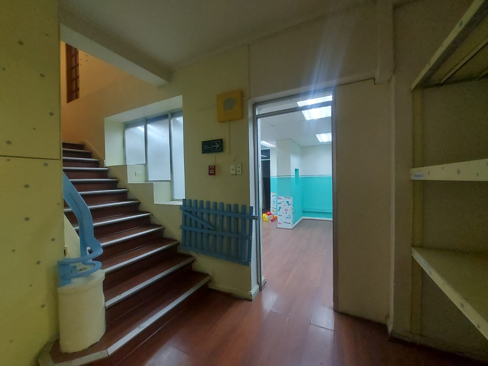 hall distribución 1
